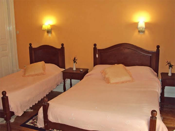 Lira Guest House B&B Porto Ngoại thất bức ảnh